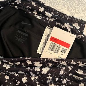 Nike tennis skirt, new with tags.